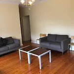 Glenelg Holiday Apartments-Ellis
